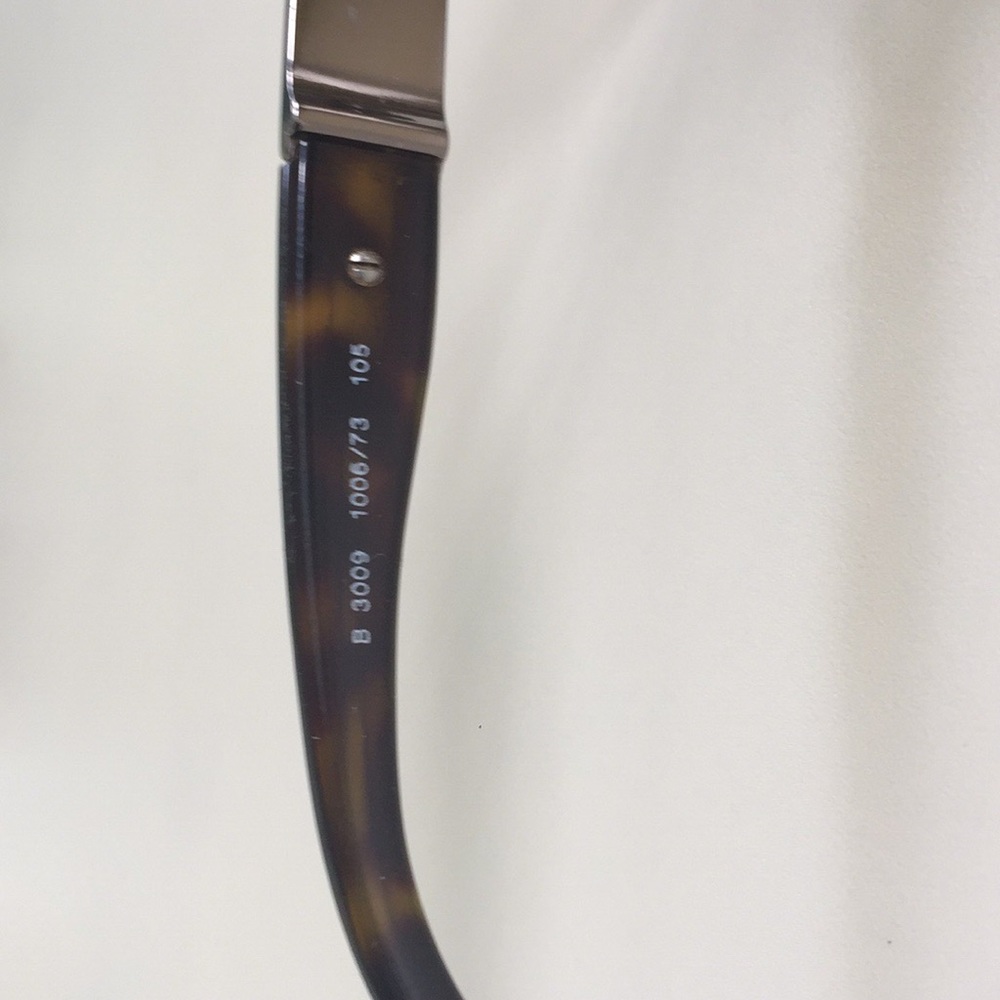 Burberry Sunglasses Authentic - Picture 8 of 8